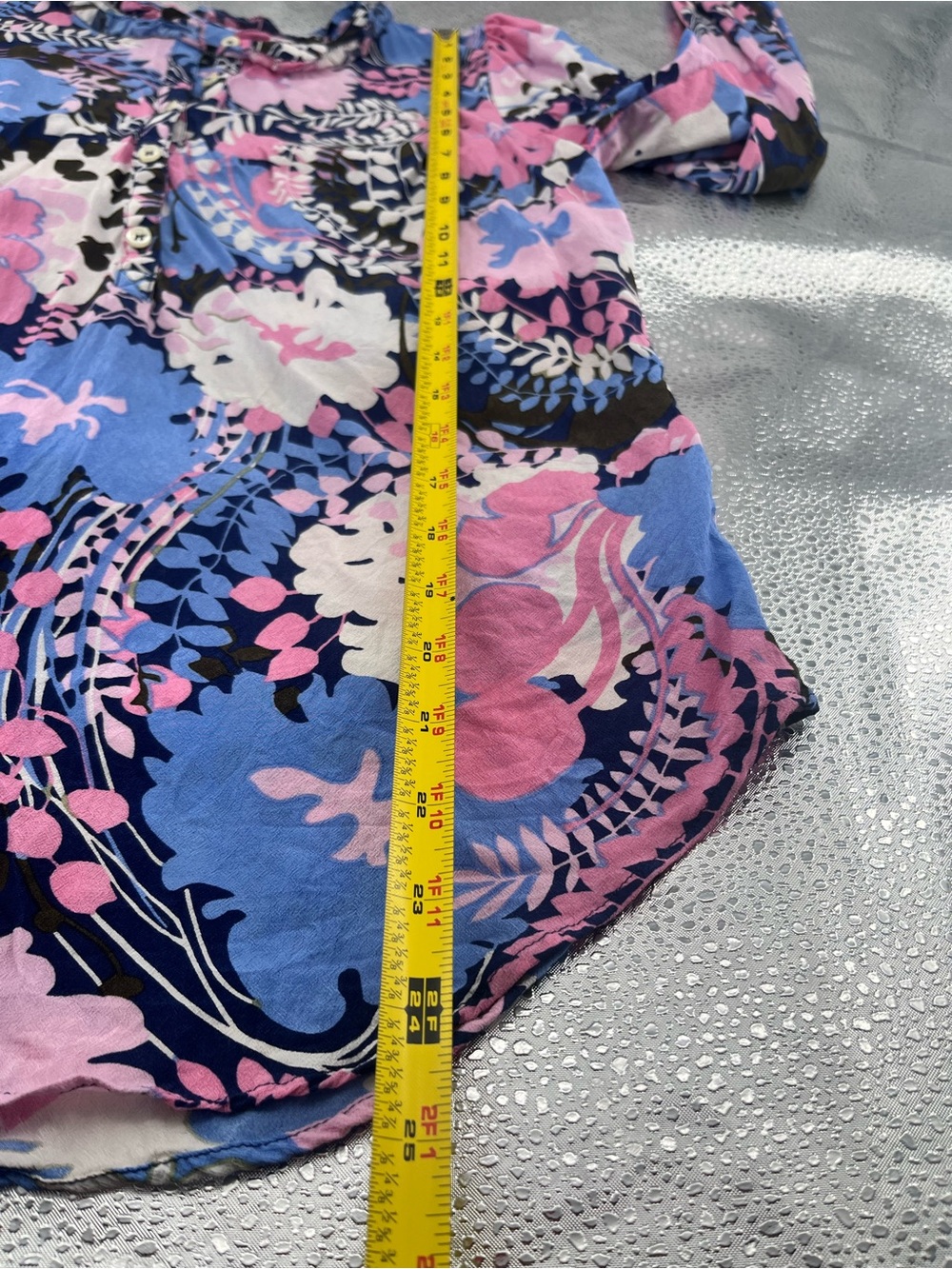 Talbots Cascading Blooms Floral Smocked Cuff Long Sleeve Blouse 100%Viscose Sz S - Picture 14 of 14